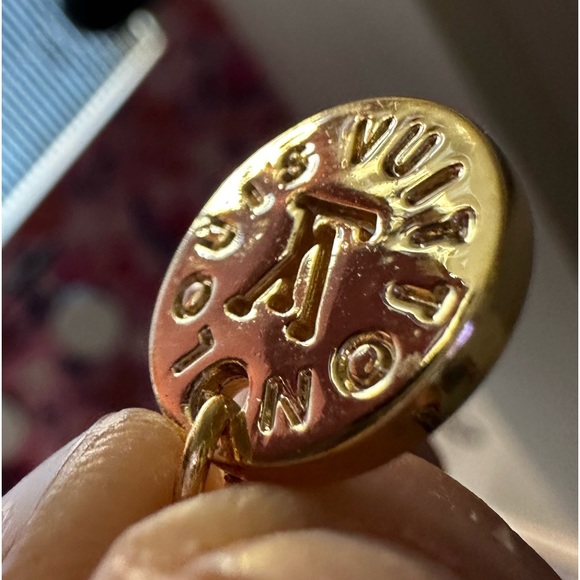 Louis Vuitton Zipper Pull Charm Gold - Picture 14 of 16